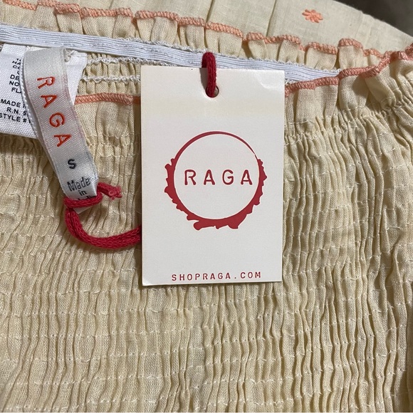 Raga “Sweet Sugar” Embroidered Top - Small - Picture 4 of 4